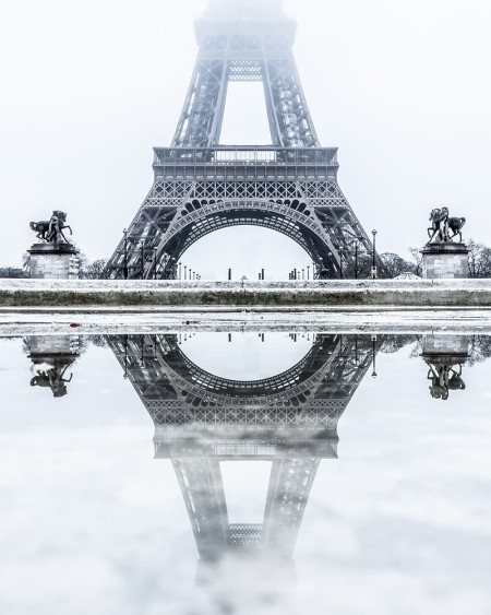Reflet de la tour Eiffel