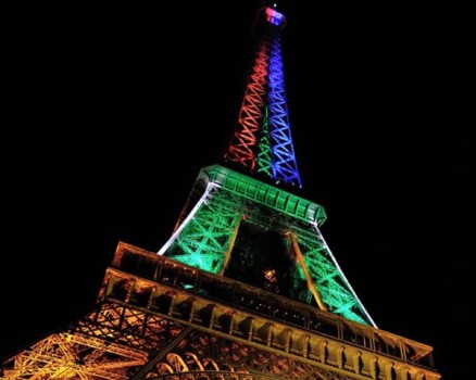 Illumination de la tour Eiffel aux couleurs de l'Afrique du Sud