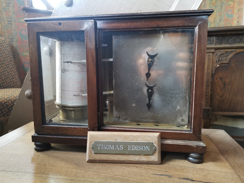 Dans le bureau de Gustave Eiffel