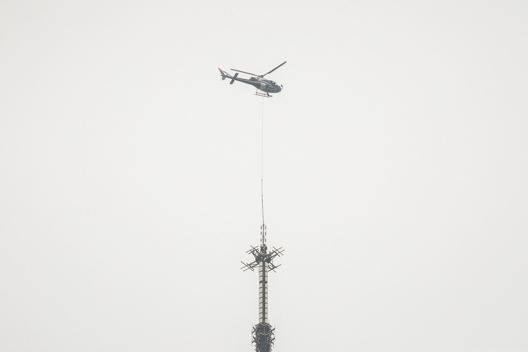 Pose de l'antenne TDF