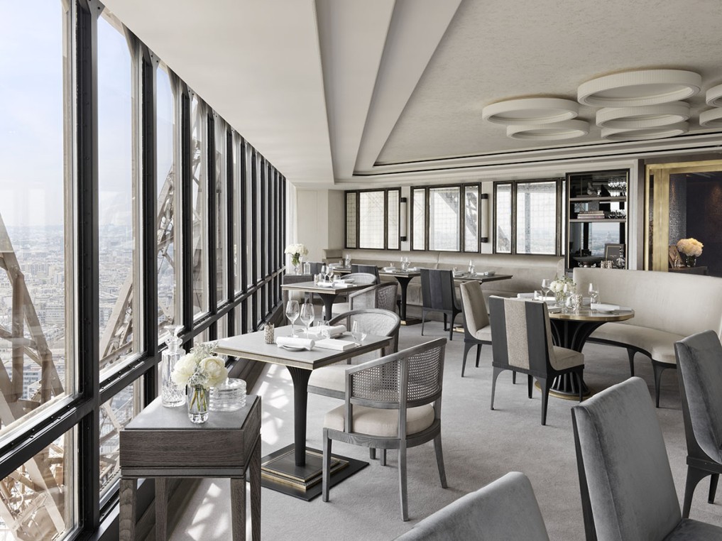 Champ de Mars Lounge inside Le Jules Verne